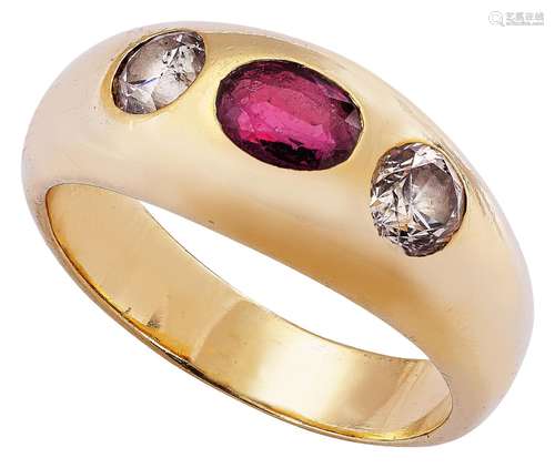 Band ring with ruby and diamonds