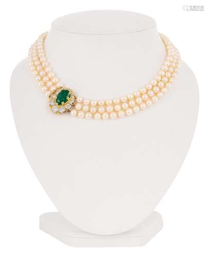 Three-row pearl necklace with emerald and diamonds