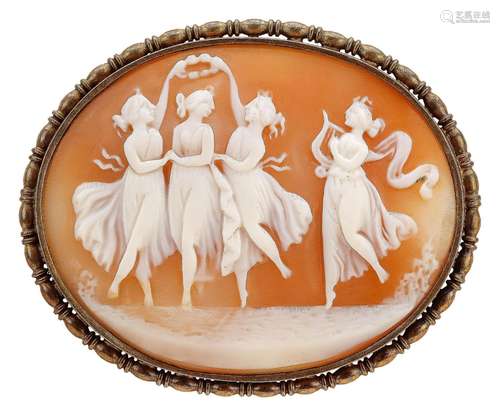 Historism brooch with shell cameo «Dancing nymphs»