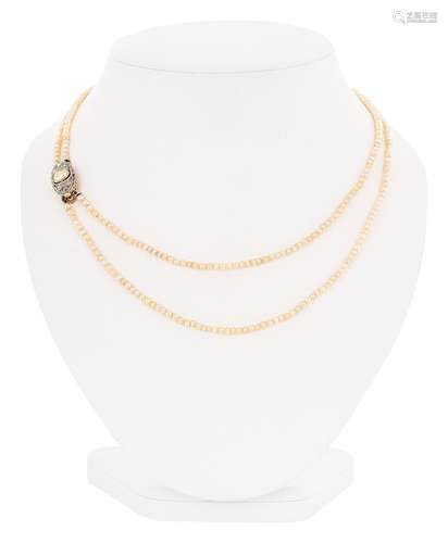 Art Deco oriental pearl necklace with diamond closure