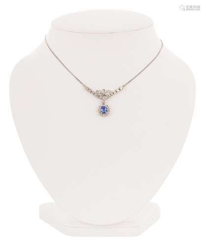 Sapphire necklace with diamonds