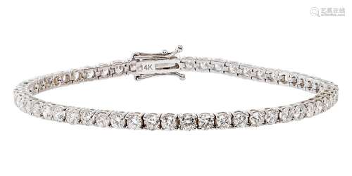 White gold memory bracelet with diamonds