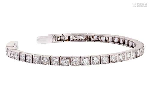 White gold eternity bracelet with diamonds