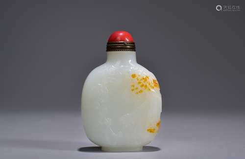 A Carved Russet Jade Figure Snuff Bottle