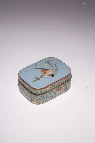 A JAPANESE CLOISONNE BOX AND COVER MEIJI PERIOD, 19TH OR 20T...