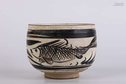 A Cizhou Kiln Carp and Algae Alms Bowl