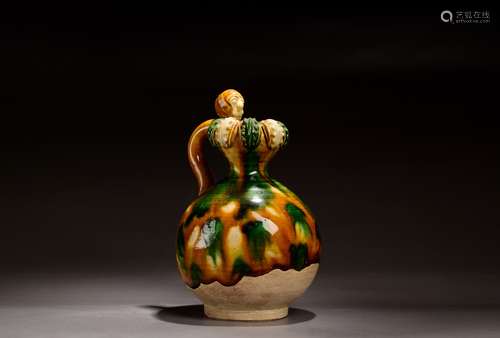 A Sancai Glaze Pottery Ewer