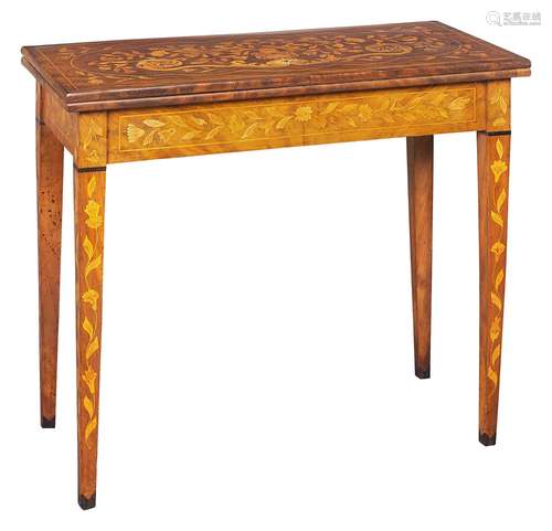 Dutch games table with flower intarsia