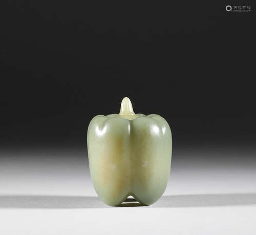 In the Qing Dynasty, Hotan jade green pepper water bowl