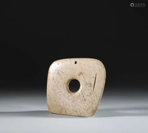 Hongshan culture, chicken bone, white Pendant