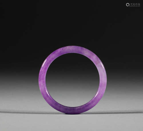 Violet Bracelet in Qing Dynasty