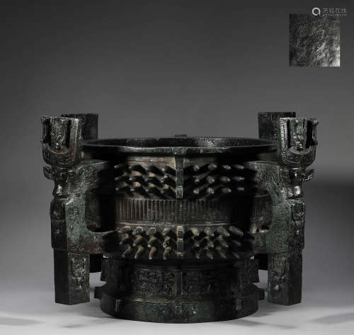 Bronze tripod in Shang and Zhou Dynasties