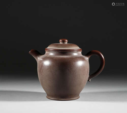 Purple clay pot in Qing Dynasty