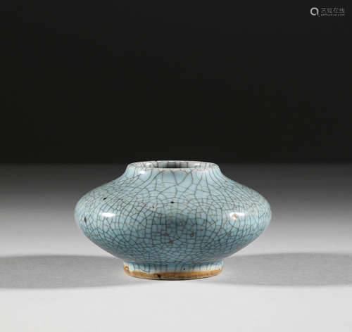 In the Qing Dynasty, Ge Yao water pots