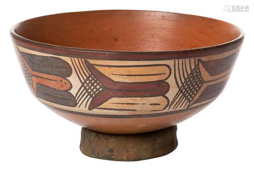 Nazca bowl with stylised fish