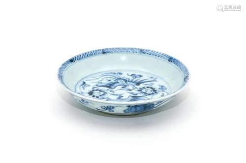 A Blue and White Phoenix Pattern Dish