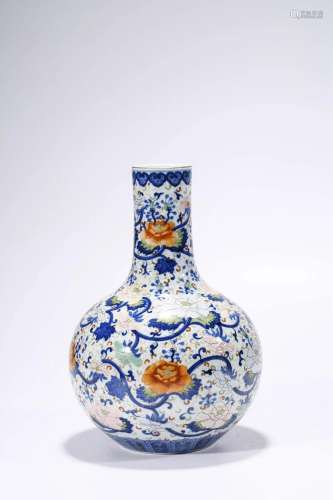 Famille-rose Enameled Globular-shape Vase Vase with
