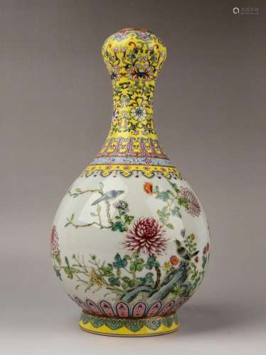 Famille Rose Garlic-shaped Vase with Flower and Bird