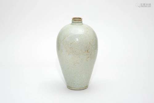 A Hutian Celadon White Glazed Meiping Vase