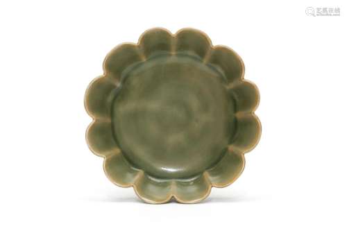 A Yaozhou Ware Celadon Lobed Bowl