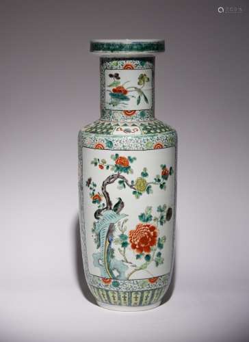 A LARGE CHINESE FAMILLE VERTE ROULEAU VASE 19TH CENTURY Deco...
