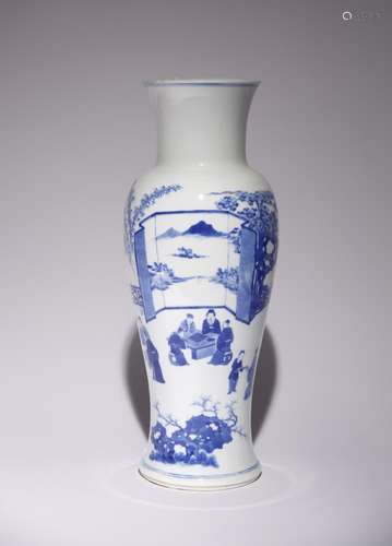 A CHINESE BLUE AND WHITE SLENDER TAPERING VASE LATE QING DYN...