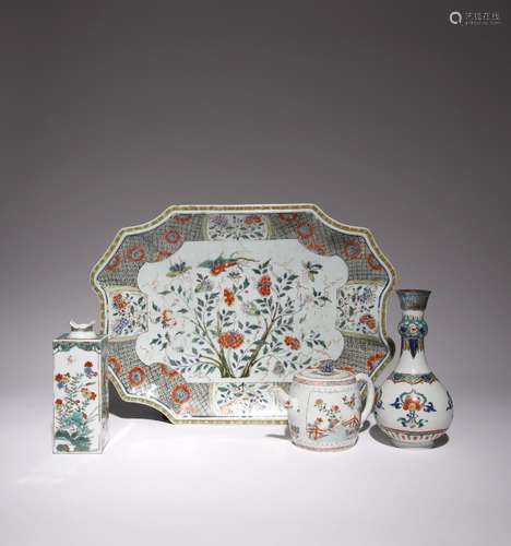 FOUR CHINESE FAMILLE VERTE ITEMS KANGXI 1662-1722 Comprising...