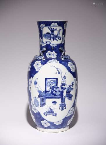 A CHINESE BLUE AND WHITE HUNDRED ANTIQUES VASE 19TH CENTURY ...