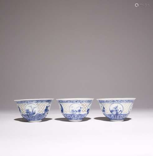 THREE CHINESE BLUE AND WHITE RETICULATED BOWLS FROM THE HATC...