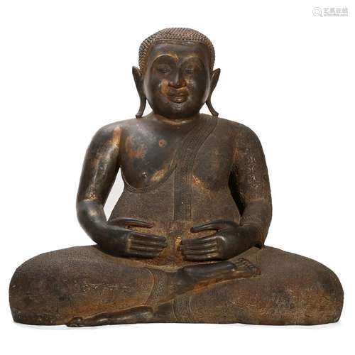 A BRONZE FIGURE OF SEATED BUDDHA