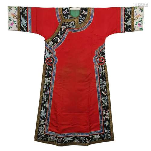 A RED-GROUND EMBROIDERED LADY'S ROBE