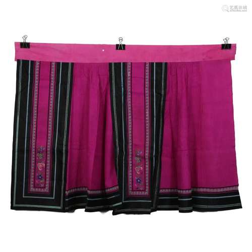 A PINK-GROUND EMBROIDERED LADY'S SKIRT