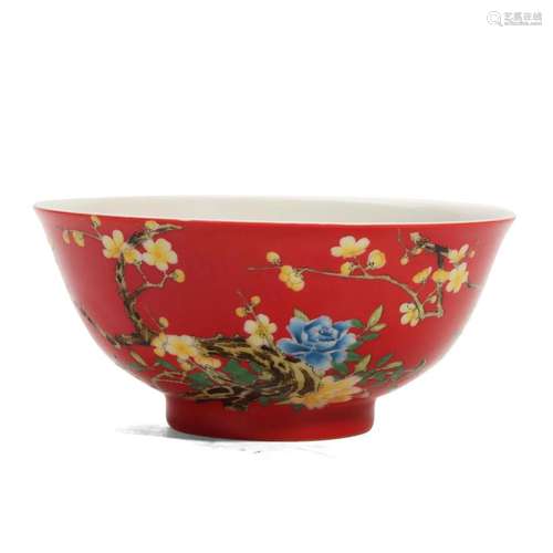 A RED-GROUND FALANGCAI 'FLOWERS' BOWL