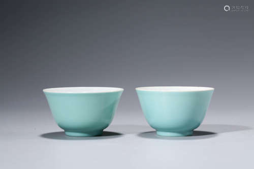 Sky green glaze small cup pair