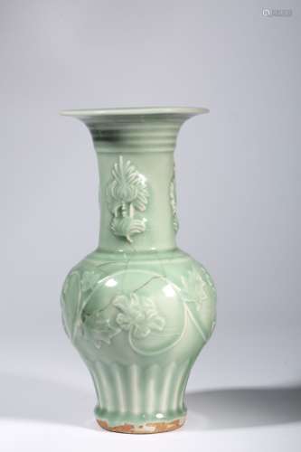 Longquan kiln vase