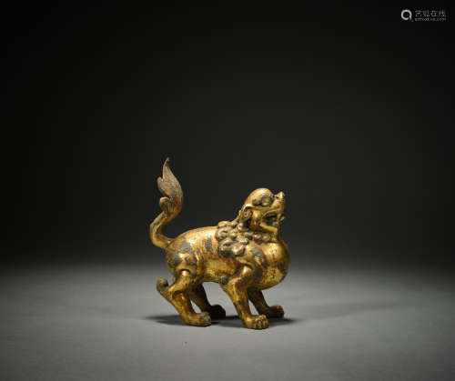 Copper gilt lion