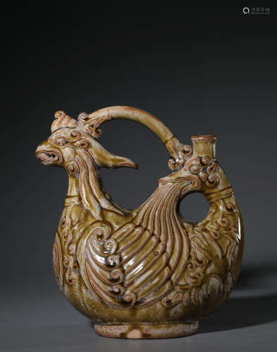 Yue kiln green glaze porcelain phoenix grain wine pot