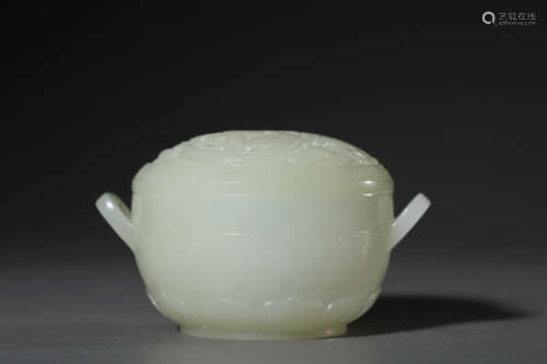 Hetian jade cover bowl