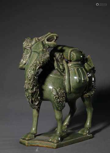 Green glaze camel