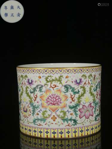 Famille Rose Brush Pot