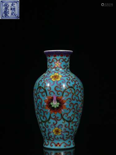 Chinese Enamel Vase