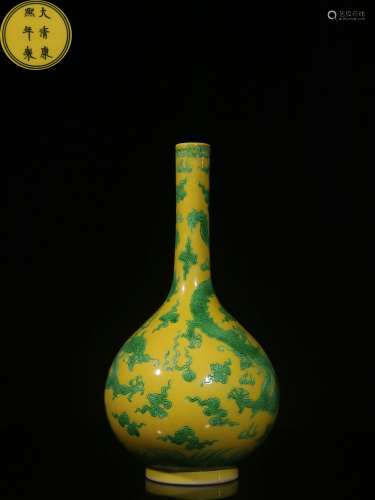 Green-glazed Vase on Yellow Ground
