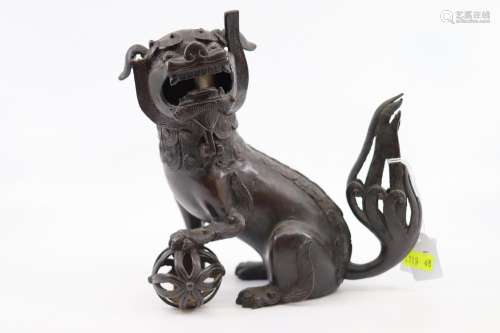 LATE MING/EARLY QING DYNASTY CHINESE BRONZE LION DOG, INCENS...