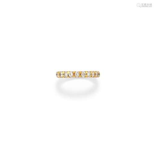 A 18K yellow gold and diamond ring (defects)