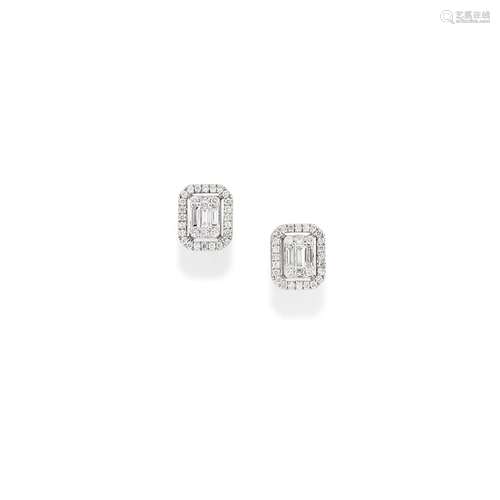 A 18K white gold and diamond earrings