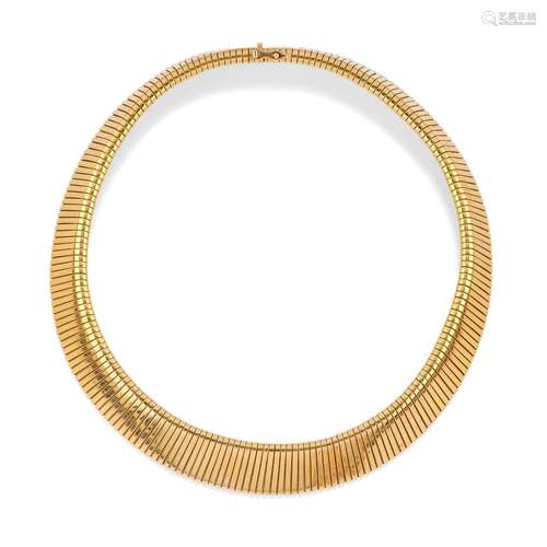 A 18K yellow gold necklace