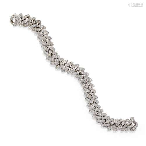 A 18K white gold and diamond bracelet