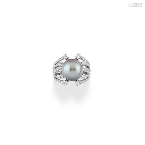 A 18K white gold, pearl and diamond ring