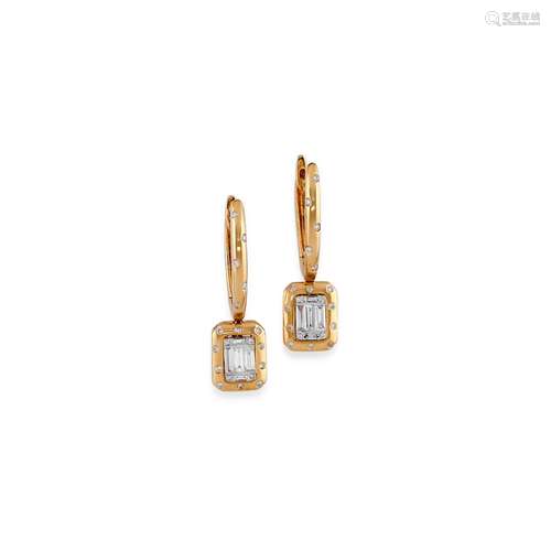 A 18K yellow gold and diamond earrings