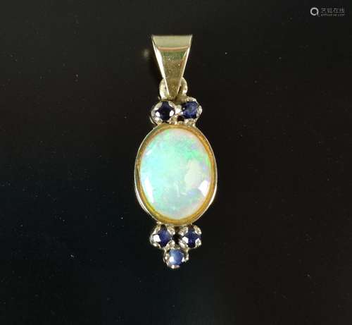 Opal pendant, oval opal doublet, set in 585/14K ye…